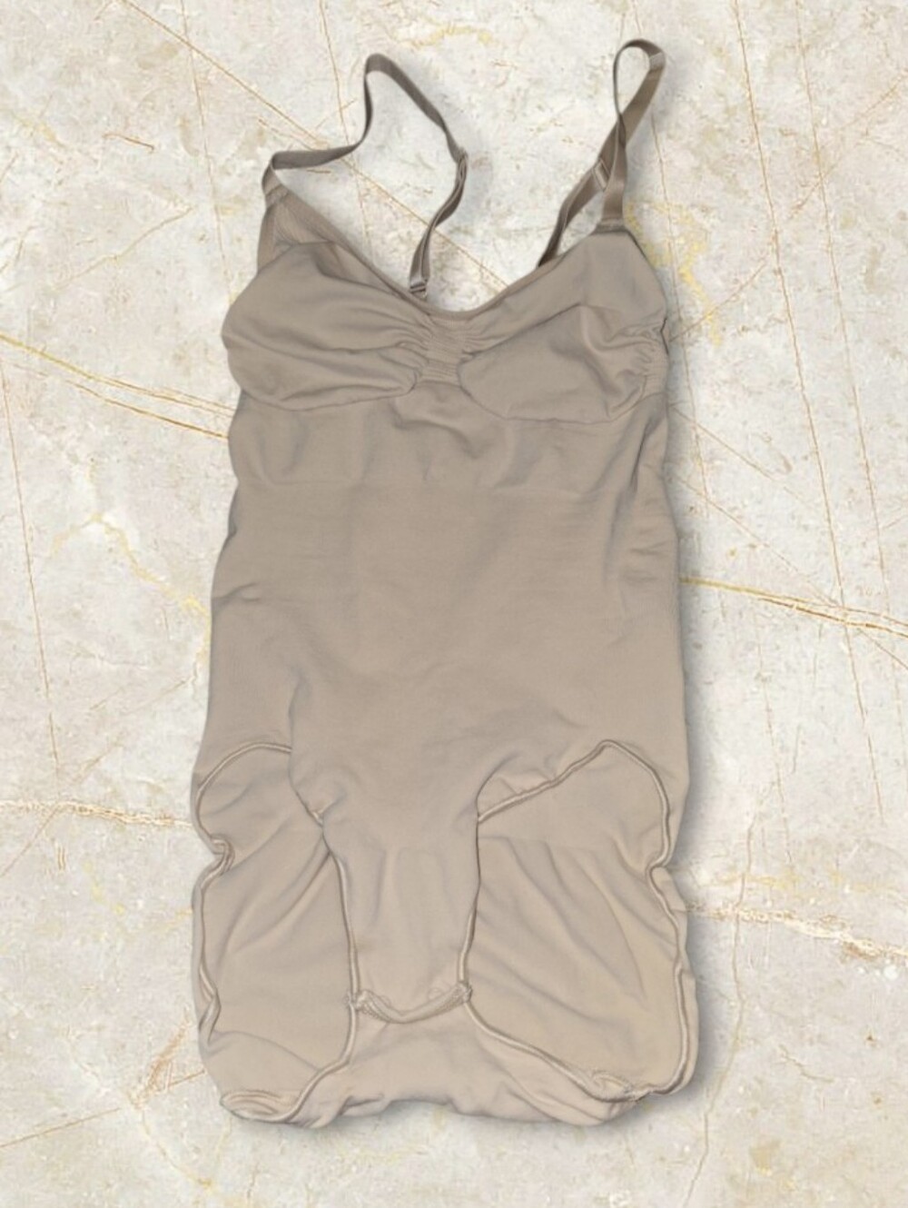 NWOT Skims Shapeware